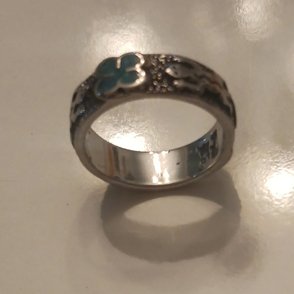 Ring - Picture 6 of 10